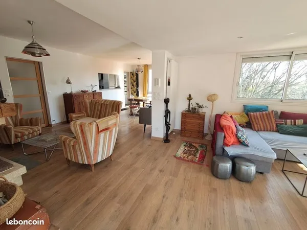 Maison familiale - 8 pièces - 154m² - quartier église Saint-Jean-Eudes , proche Bihorel, à deux pas 