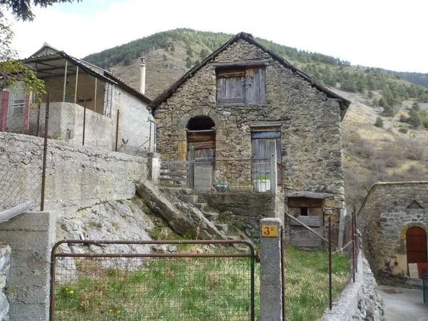 Grange et jardin