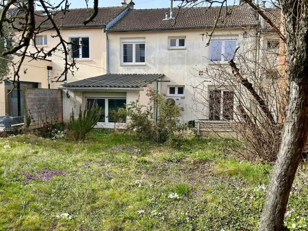 Maison 6 pièces 100 m²