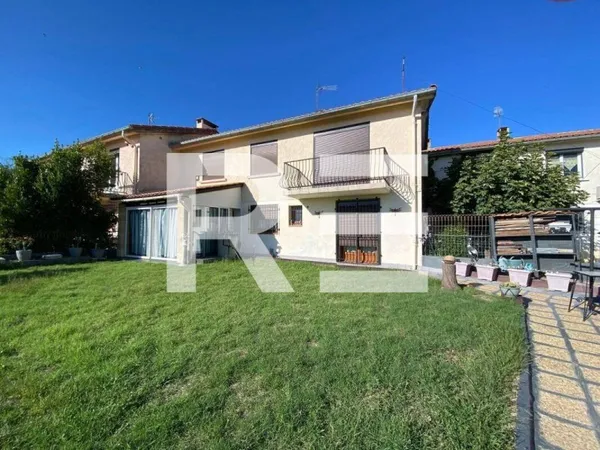 Maison 8 pièces 145 m²