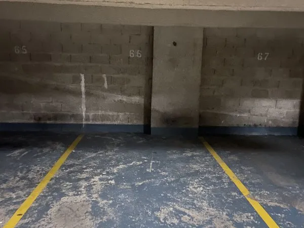 Vends parking - 11m²