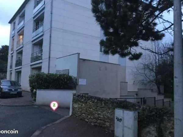 Parking Sevres