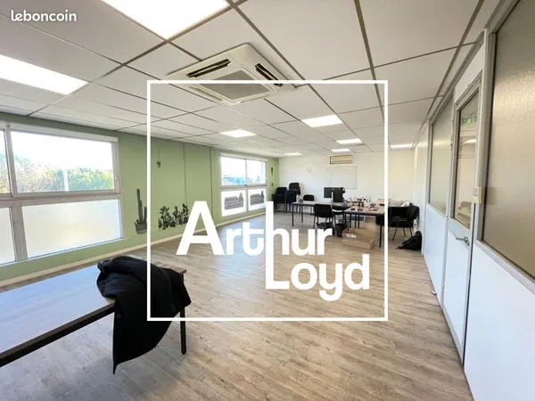 Bureaux 220 m²