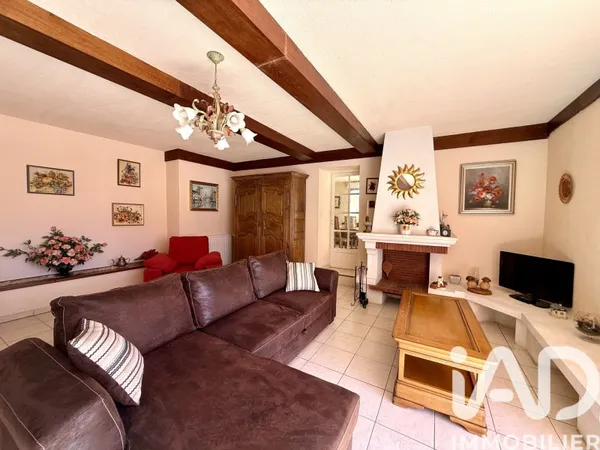 Maison 8 pièces 216 m²