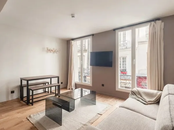 Paris 6e - SAINT-GERMAIN - Appartement à vendre - 2 pièces - 37,81m² Carrez - 1 chambre.