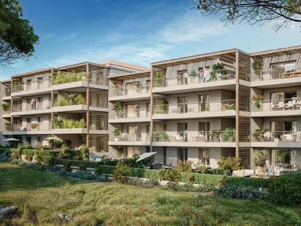 Calvi à 300 mètres de la baie