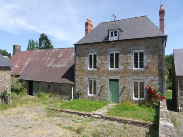 Région CARROUGES