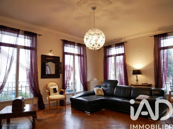 Vente Maison traditionnelle 8 pièces