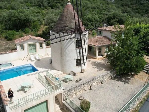 Maison 5 pièces 182 m²