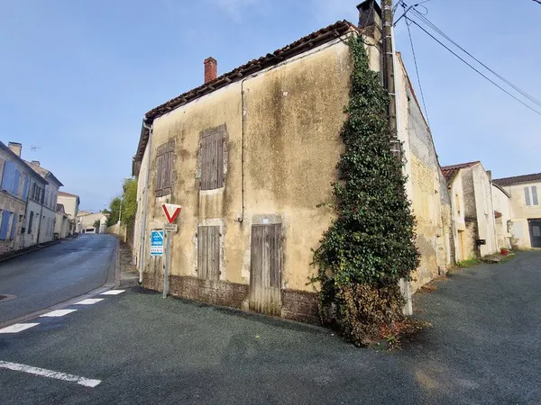 Maison à vendre 3 pièces TONNAY BOUTONNE (17)