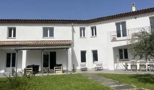 Maison 15 pièces 473 m²