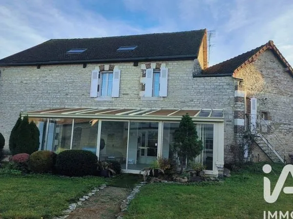 Demeure 8 pièces 470 m²