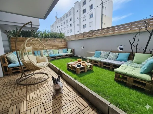 Dijon-Centre T3 récent lumineux plein Sud, de 72 m², terrasse, jardin privatif 60m², grand garage fe