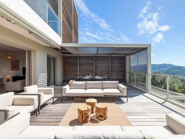 NICE - Gairaut - Magnifique Duplex de 171 m² au sein d'un domaine fermé haut de gamme