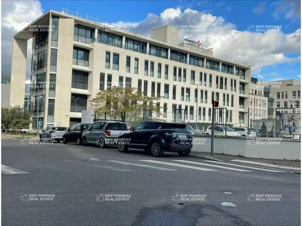 Bureaux 4361 m²