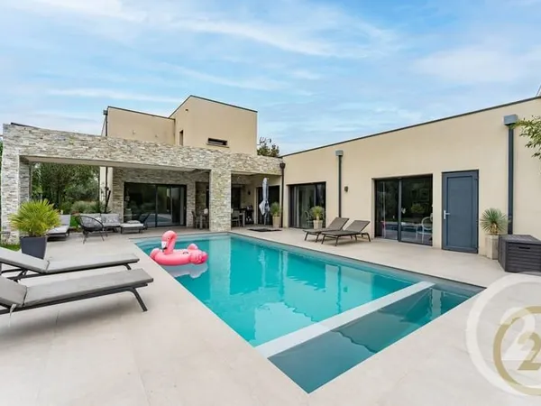 Maison 7 pièces 185 m²