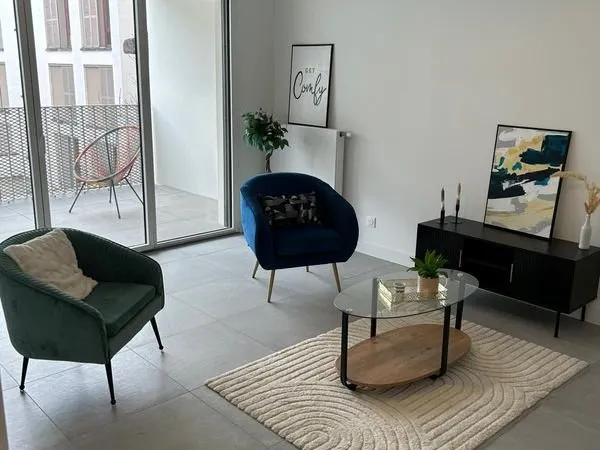 T2 40 m² avec balcon - Vénissieux