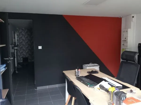 Local commercial 284 m²