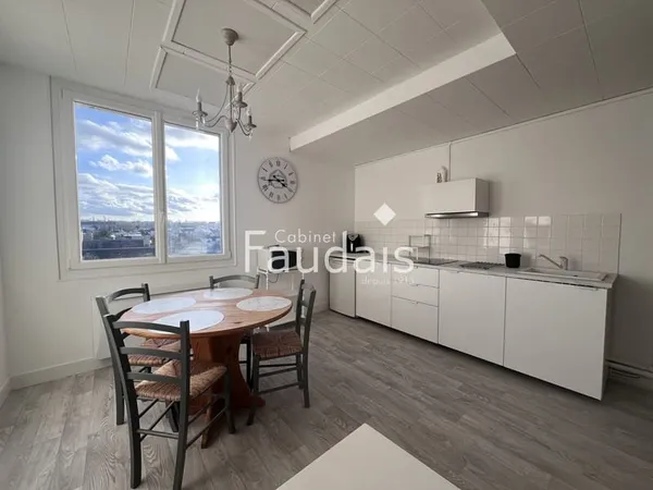 Studio rénové et équipé à louer Centre-ville de Saint-Lô
