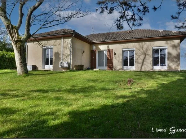 Maison Familiale à vendre 3/4 chambres sur un terrain arboré proche de Pineuilh à SAINT ANDRE ET APP