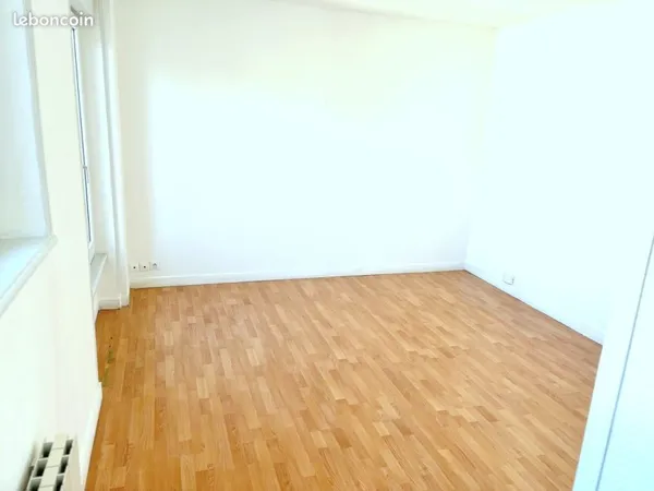 Particulier Loue Studio 20 m² à BREST - Université UBO et FAC