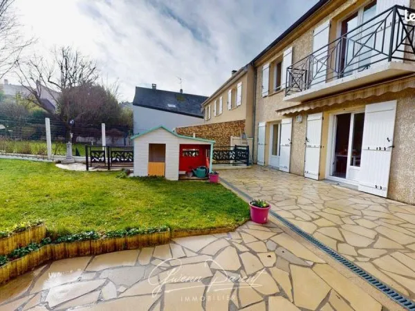 Maison 8 pièces 165 m²