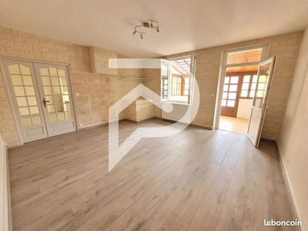 Maison 7 pièces 206 m²