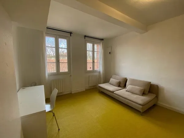 Appartement meublé T2 Secteur CARMES