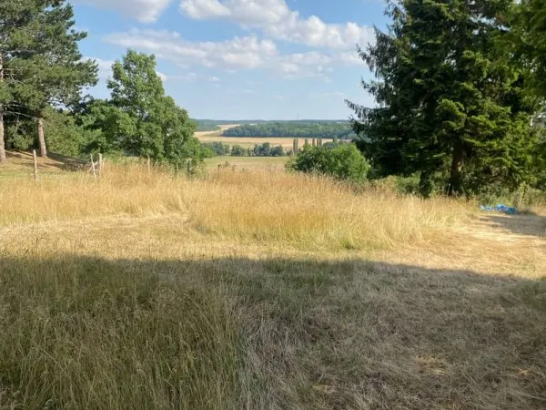 Dreux à 10 km, terrain à bâtir avec superbe vue dégagée sur