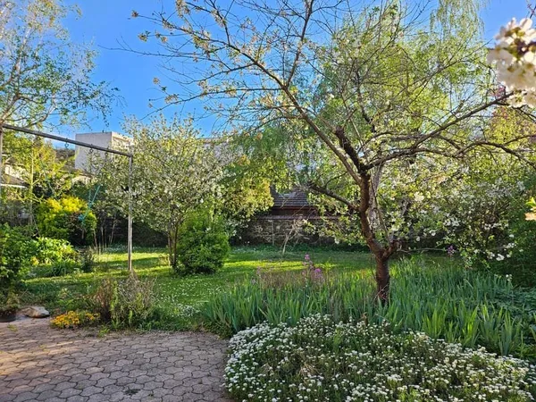 Maison familiale avec fort potentiel - 120 m² - Terrain arboré