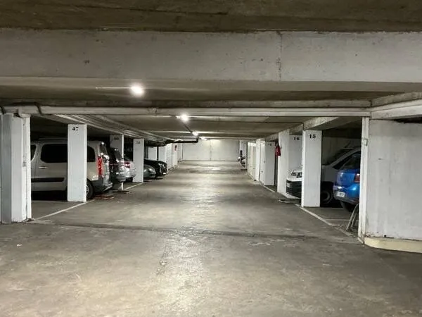 Parking 15 m²