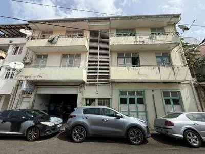IMMEUBLE DE RAPPORT FORT-DE-FRANCE 6 LOTS 444 m² RENTABILITÉ ATTRACTIVE !