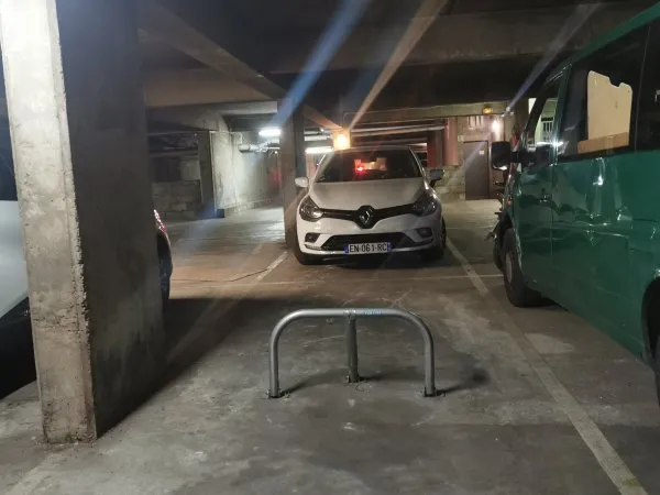 Loue Place de parking sécurisée