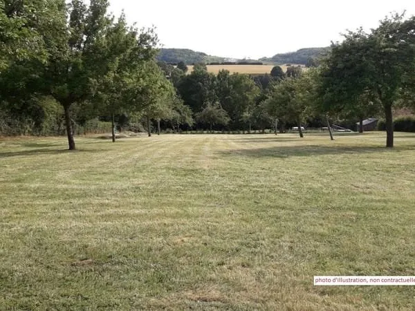 Terrain 1000 m²