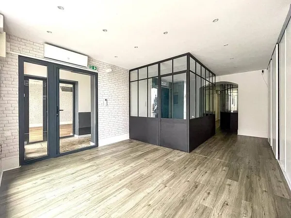 Local commercial 65 m²