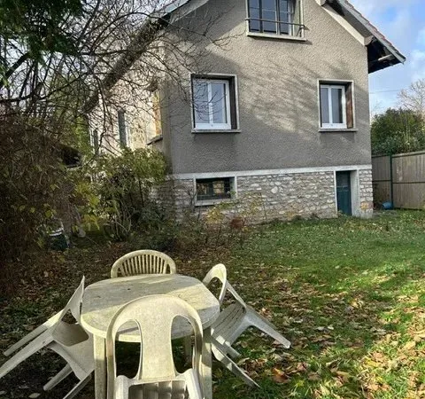 MAISON DE 5 PIECES