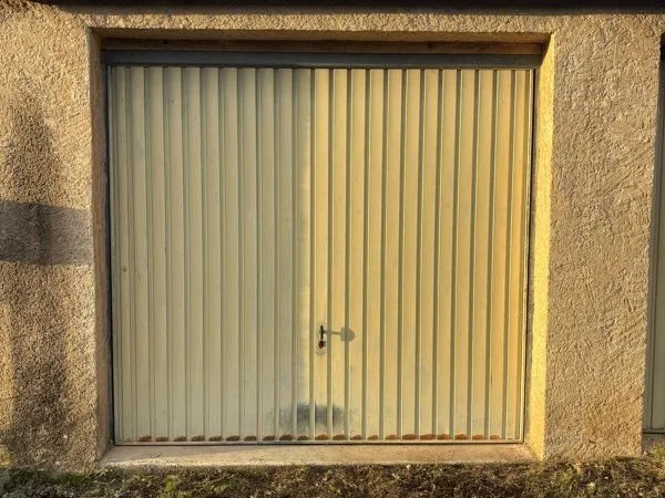Garage fermé Les Sieyes