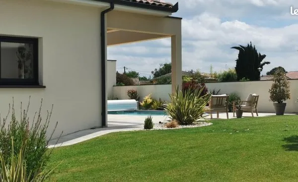 Villa Neuve Ultra Fonctionnelle avec Piscine et dépendances