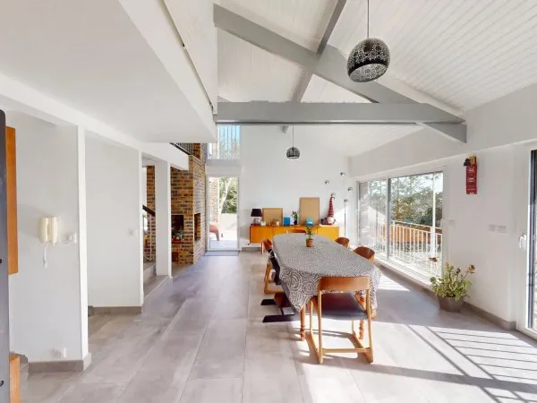 Demeure de prestige PALAISEAU 8 pièces 237 m²