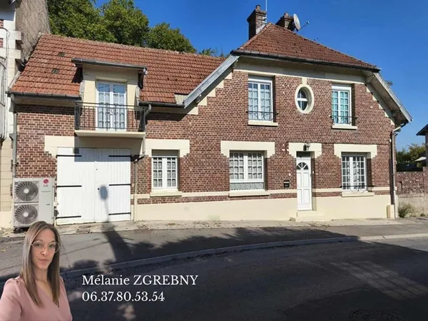 Maison Guny 5 pièce(s) 151 m2