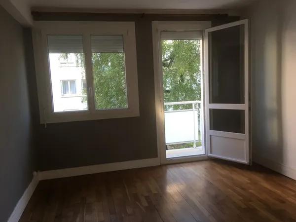 Loue appartement 61m² Besançon (25)