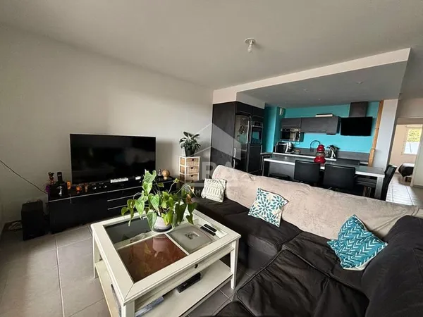 Superbe T3 dernier étage vue Mer avec 2 places privatives en sous-sol