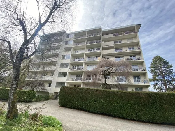 Stationnement Location Annecy   124€