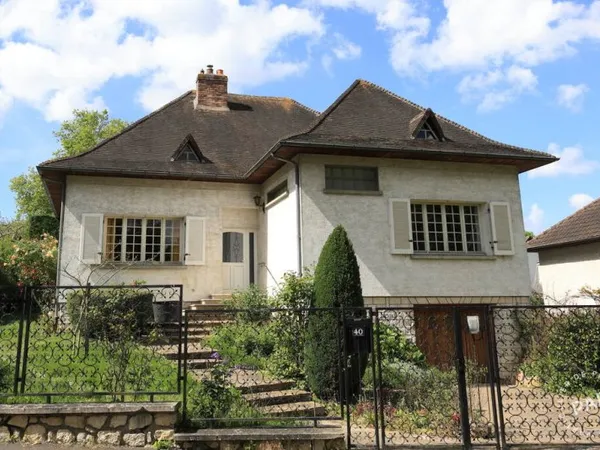 Maison 11 pièces 162 m²