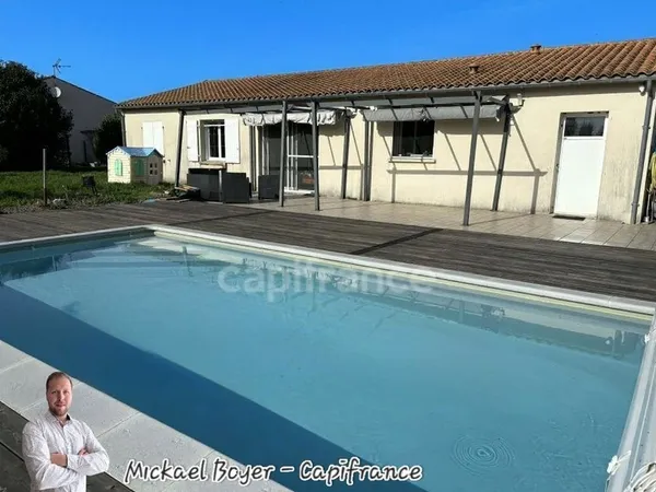 Maison plain-pied 102m² - Terrain 1 997m² - Piscine - Garage - Climatisation