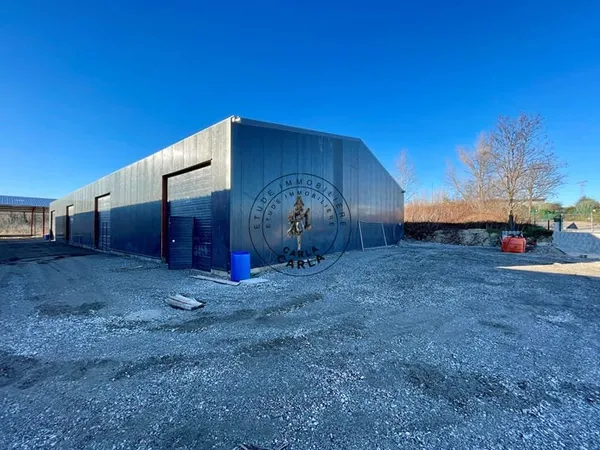 Local d'activités 800m2 Grigny