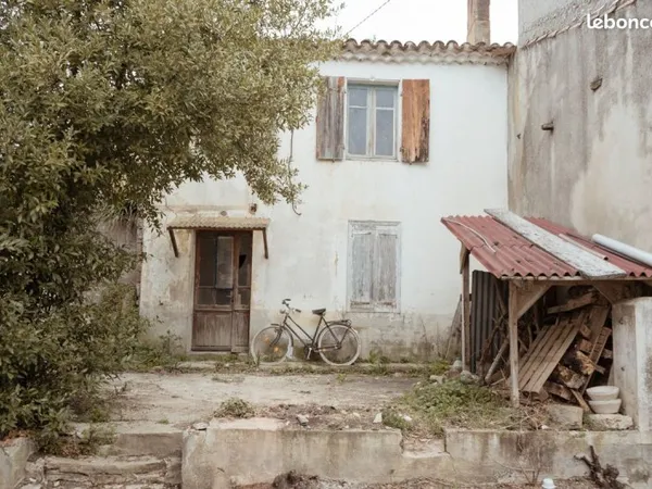 Maison à rénover entièrement - petit prix - fort potentiel
