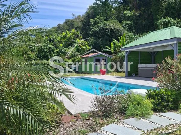 Maison avec piscine 150 m2 Pointe-Noire