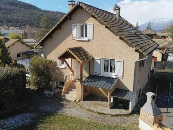 Maison 5 pièces 101 m²