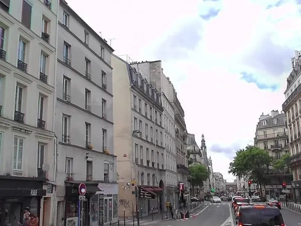 Boutique 2 pièces 69 m²